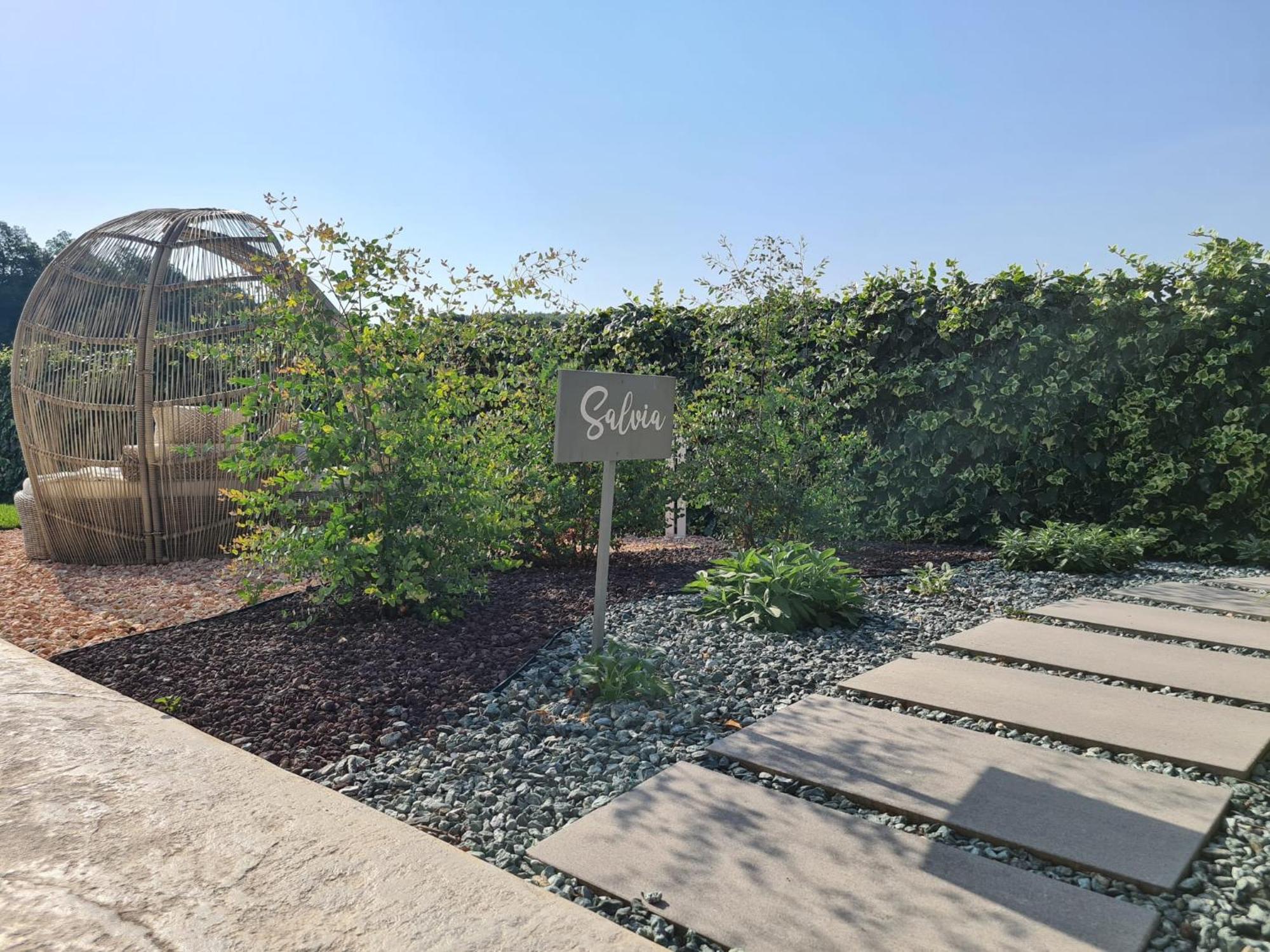 Residence Le Aromatiche Cavaion Veronese Exterior foto